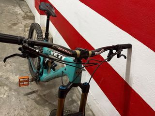Bicicleta enduro Yeti SB6c