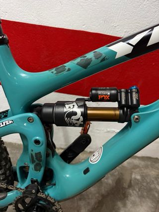 Bicicleta enduro Yeti SB6c