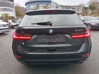 BMW Serie 3 330D Touring Negro