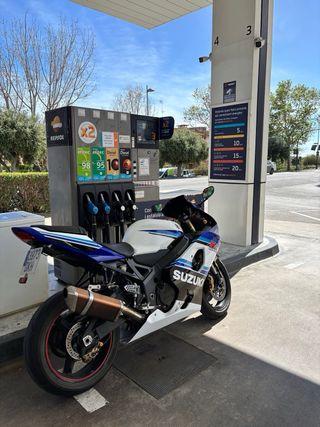 Suzuki GSXR 600 K5