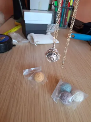 Collana donna con ciondolo sfera