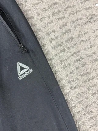 ¡¡OFERTA!! Talla L Pantalón Reebok Negro