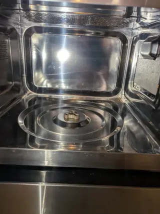 Microondas TAURUS Empotrable Nuevo