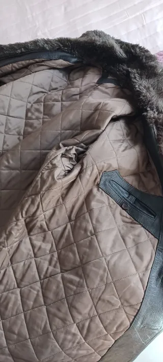 Chaqueta de cuero marrón