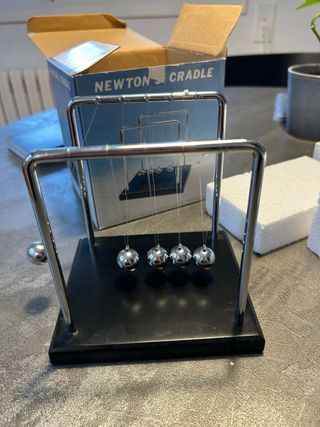 Péndulo de Newton Metálico