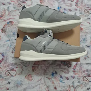 Scarpe Levi's grigie bianche tg. 45