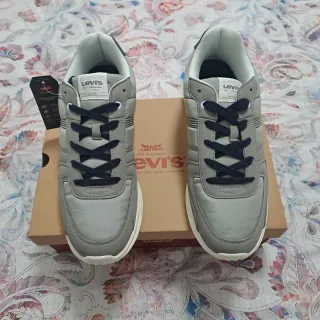 Scarpe Levi's grigie bianche tg. 45