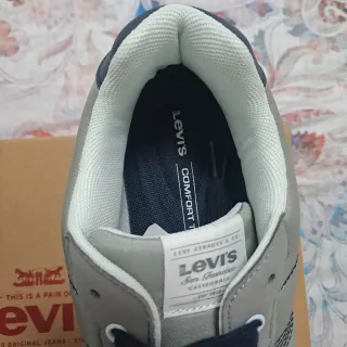 Scarpe Levi's grigie bianche tg. 45