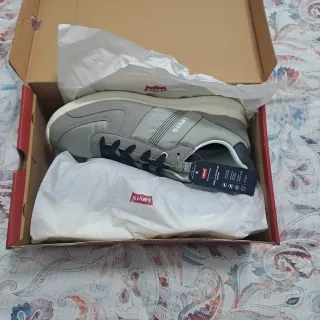 Scarpe Levi's grigie bianche tg. 45