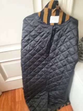 Abrigo rayas negro y marrón