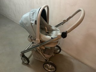 Carro de bebé Trío
