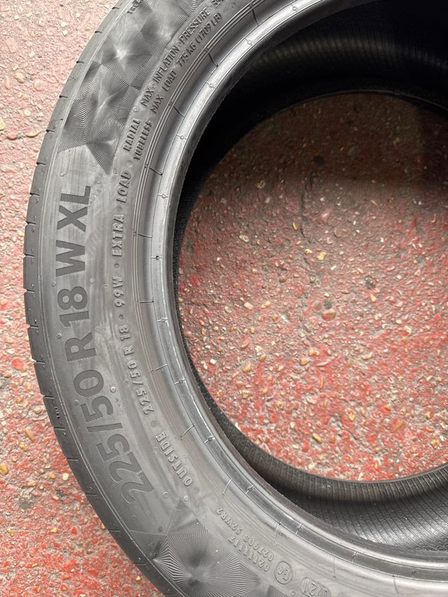2 Neumáticos Continental 225/50R18