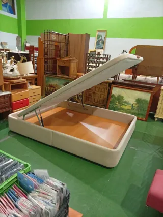 Canapé abatible de madera