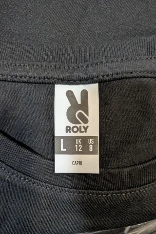 Camiseta Wella Professionals Negra