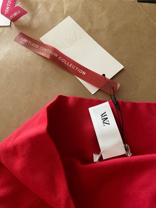 Conjunto 2 prendas gym Zara rojo T.S con etiqueta
