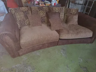Sofá Clásico Tela y Piel Marrón
