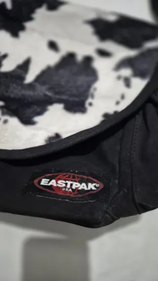 Borsone Eastpak fantasia mucca
