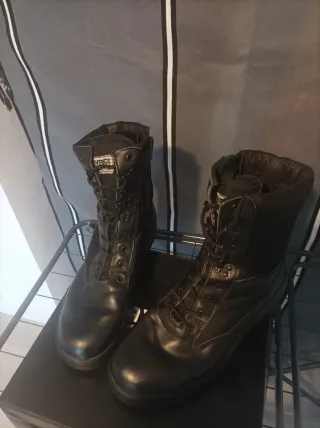 Botas de Seguridad Savage Island Negras