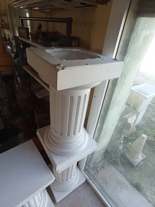 Pie de mesa columna escayola.