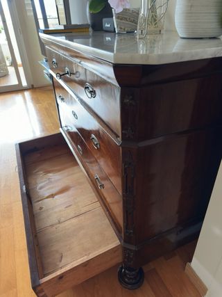 Cómoda Isabelina Mallorquina Auténtica