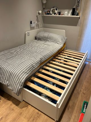 conjunto diván ikea y armario (todo incluido)nuevo