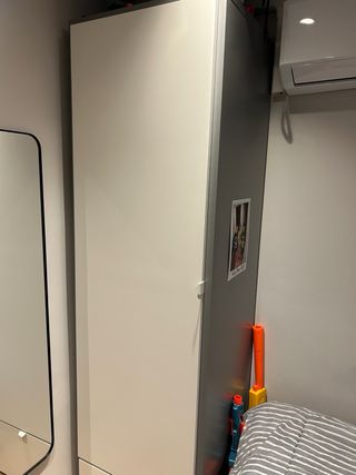 conjunto diván ikea y armario (todo incluido)nuevo