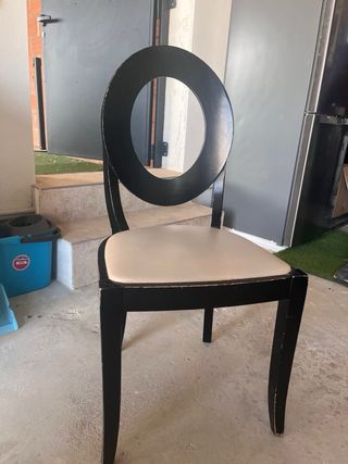 Sillas de madera y piel hostelería