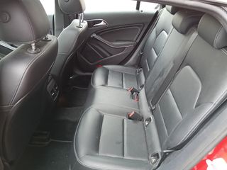 MERCEDES CLA 200 7G-DCT