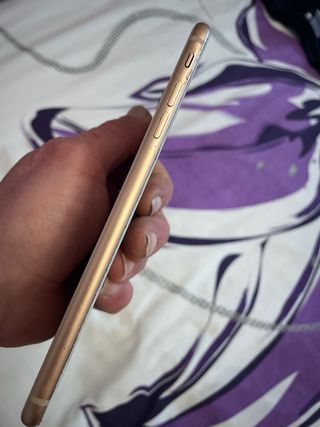 iPhone 8 Plus 32GB Oro