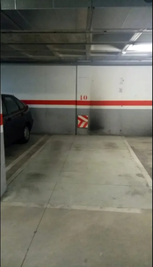 Plaza garaje en las bayas.