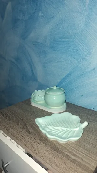 Set portasapone, vasetto e svuotatasche in gesso