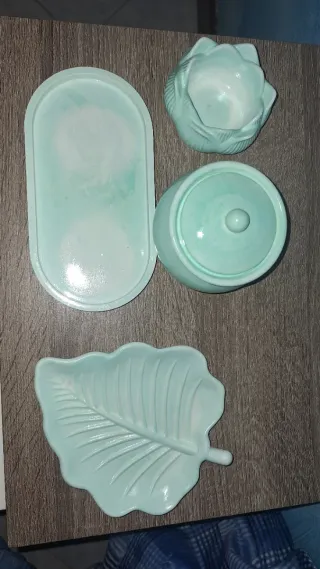 Set portasapone, vasetto e svuotatasche in gesso