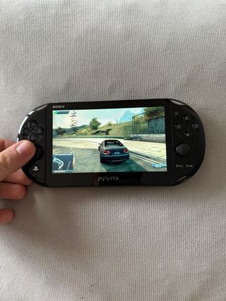 PS Vita 2000 Liberada 116GB + Juegos y Emuladores