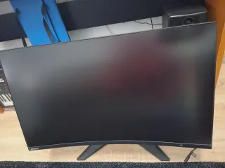 Monitor Curvo Gaming Lenovo 27 165Hz FHD
