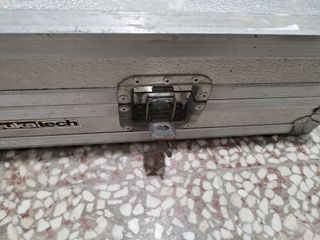 Maleta Flight Case Negra y Plateada