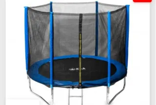 Cama elástica con red de seguridad