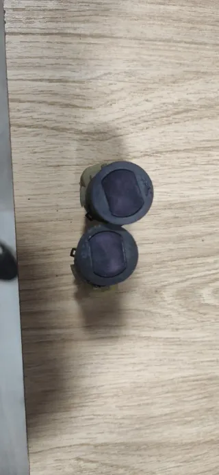 Molduras puerta y sensores aparcamiento