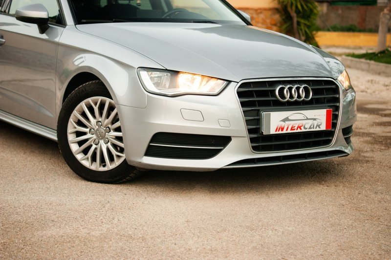 Audi A3 Sedán 1.6 TDI 2016, foto 2
