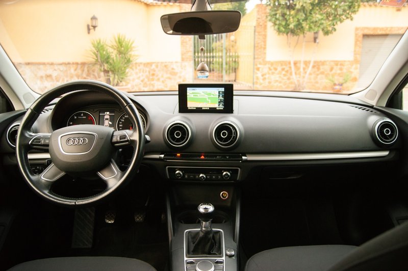 Audi A3 Sedán 1.6 TDI 2016, foto 10