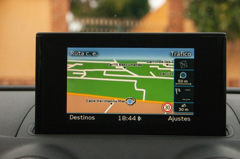 Audi A3 Sedán 1.6 TDI 2016, foto 12
