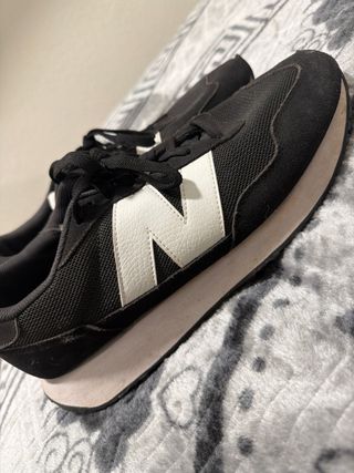 Zapatilla New Balance Hombre 46.5 Negra/Blanca