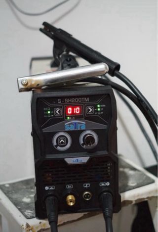 Máquina de soldar SaTra S-SH200TM