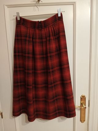 Falda Zara cuadros tiro alto Talla XS