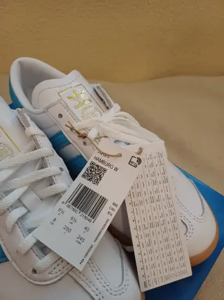 Zapatillas Adidas Hamburg Blancas y Azules