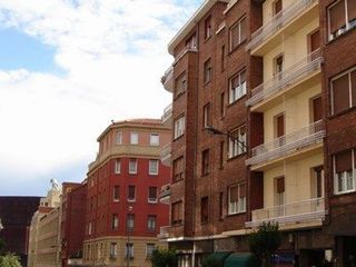 Garaje en venta en San Pedro de Deusto-La Ribera en Bilbao