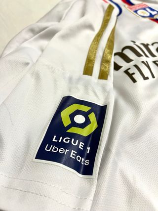 Camiseta Olympique Lyon 23-24