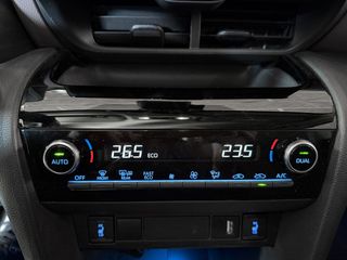 Toyota Yaris Cross 120H Business Plus 85 kW (116 CV)