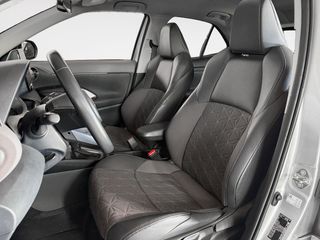 Toyota Yaris Cross 120H Business Plus 85 kW (116 CV)