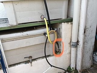 Subwoofer Caliber con caja