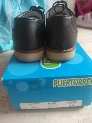 Zapatos azules marino talla 35